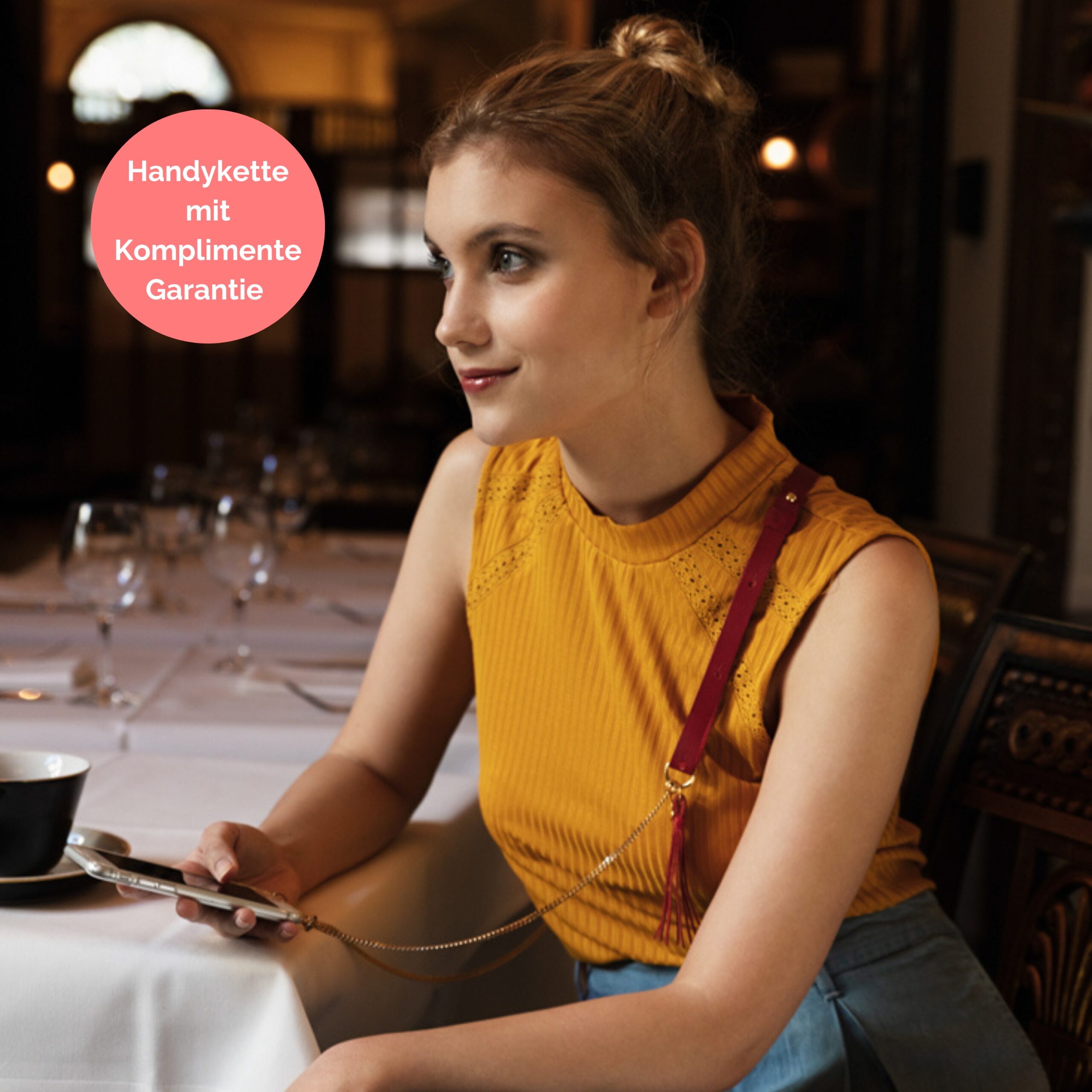 Handykette Edelstahl Gliederkette mit Lederriemen Monique und Tasche aus Leder in schwarz