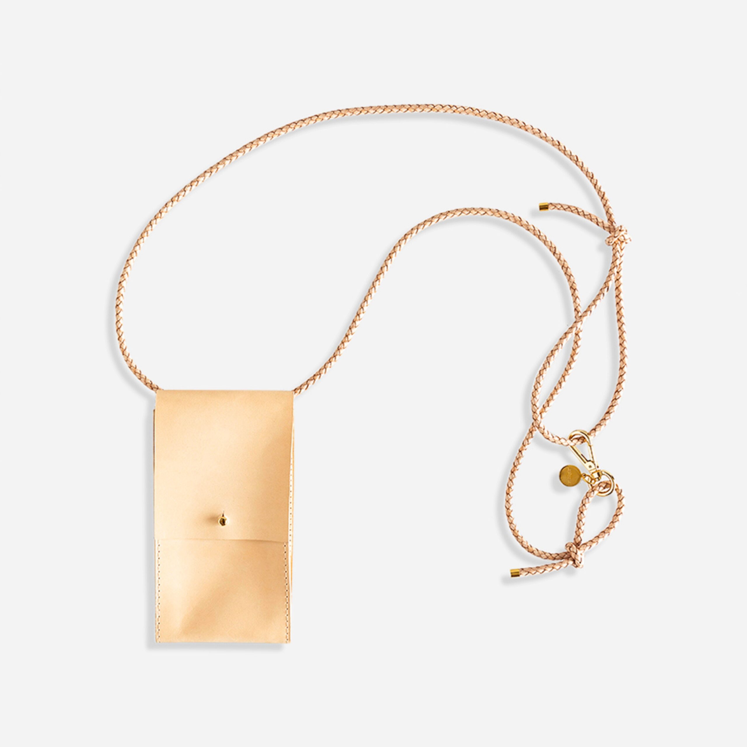 handytasche zum umhängen aus Leder in natur