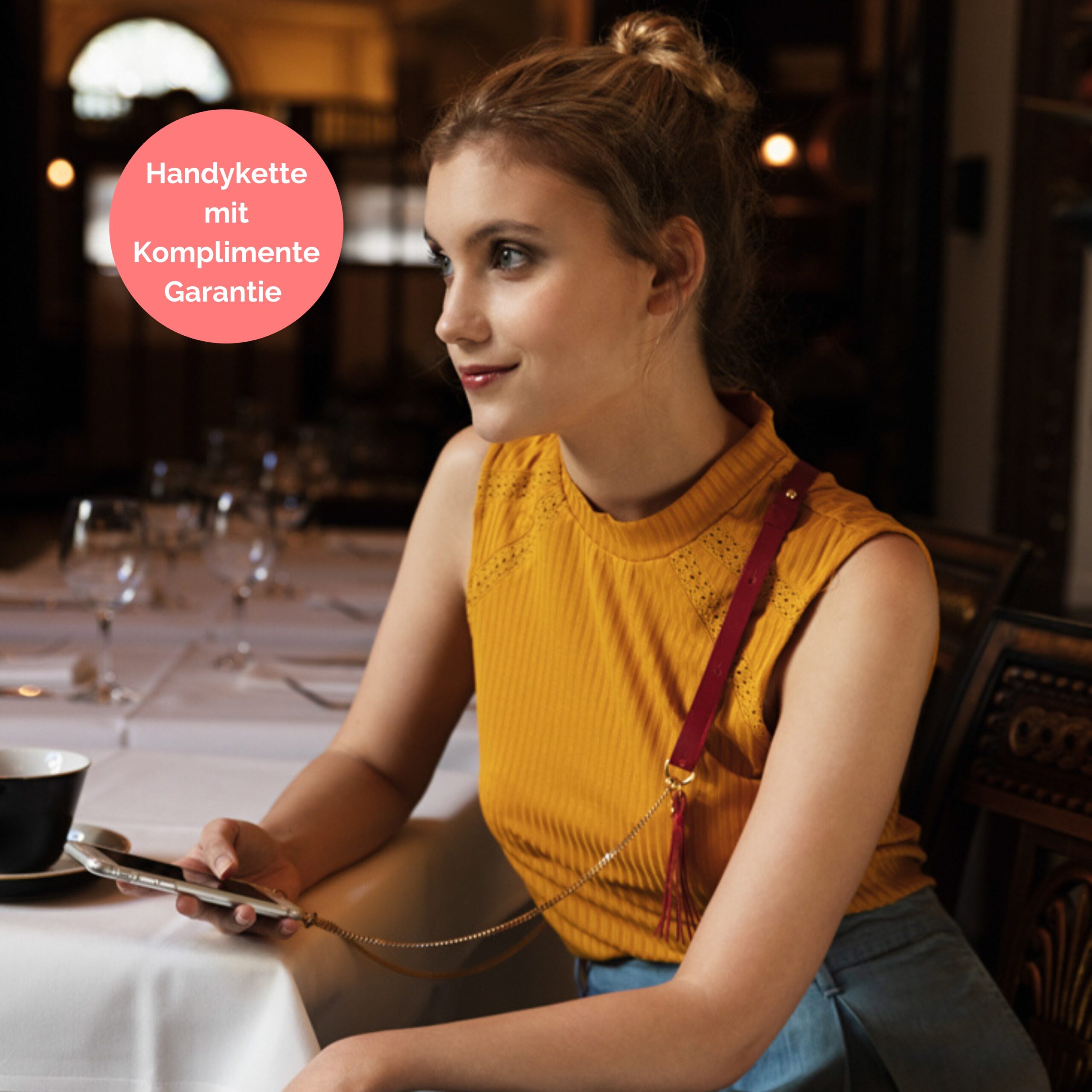 Handykette Edelstahl Gliederkette mit Lederriemen Monique und Tasche aus Leder in Bordeaux