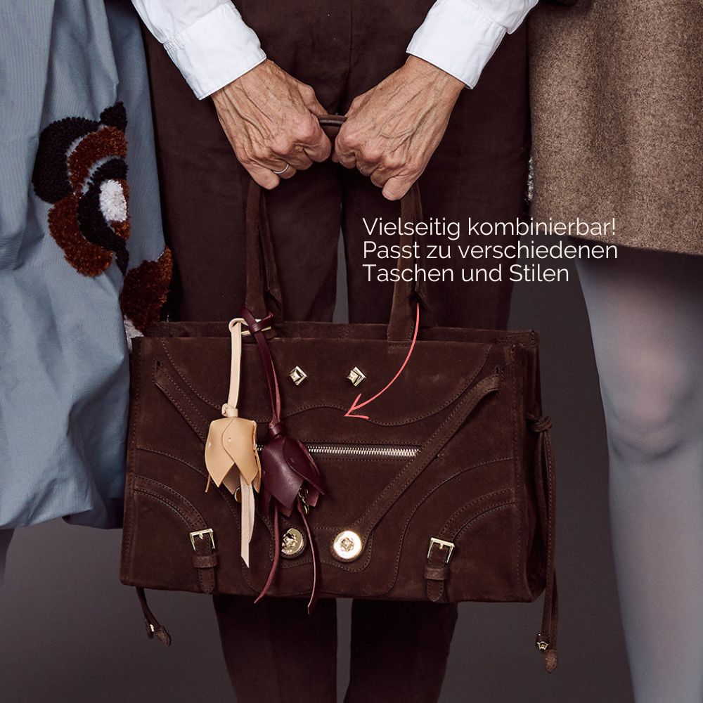 trend bag charms aus leder blumen