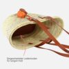 Korbtasche oder Strandtasche mit Lederhenkeln Korbtasche oder Strandtasche mit Lederhenkeln und Lederblühten